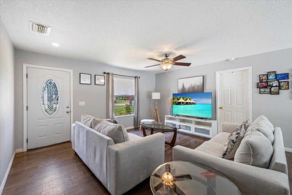 7506 Winter Garden Parkway