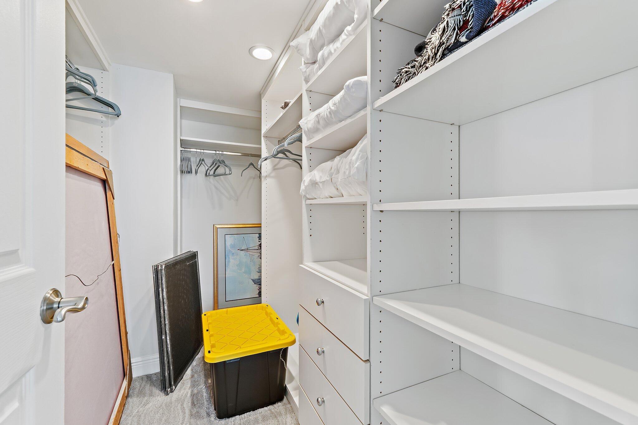 DUNES TOWERS CONDO - Residential