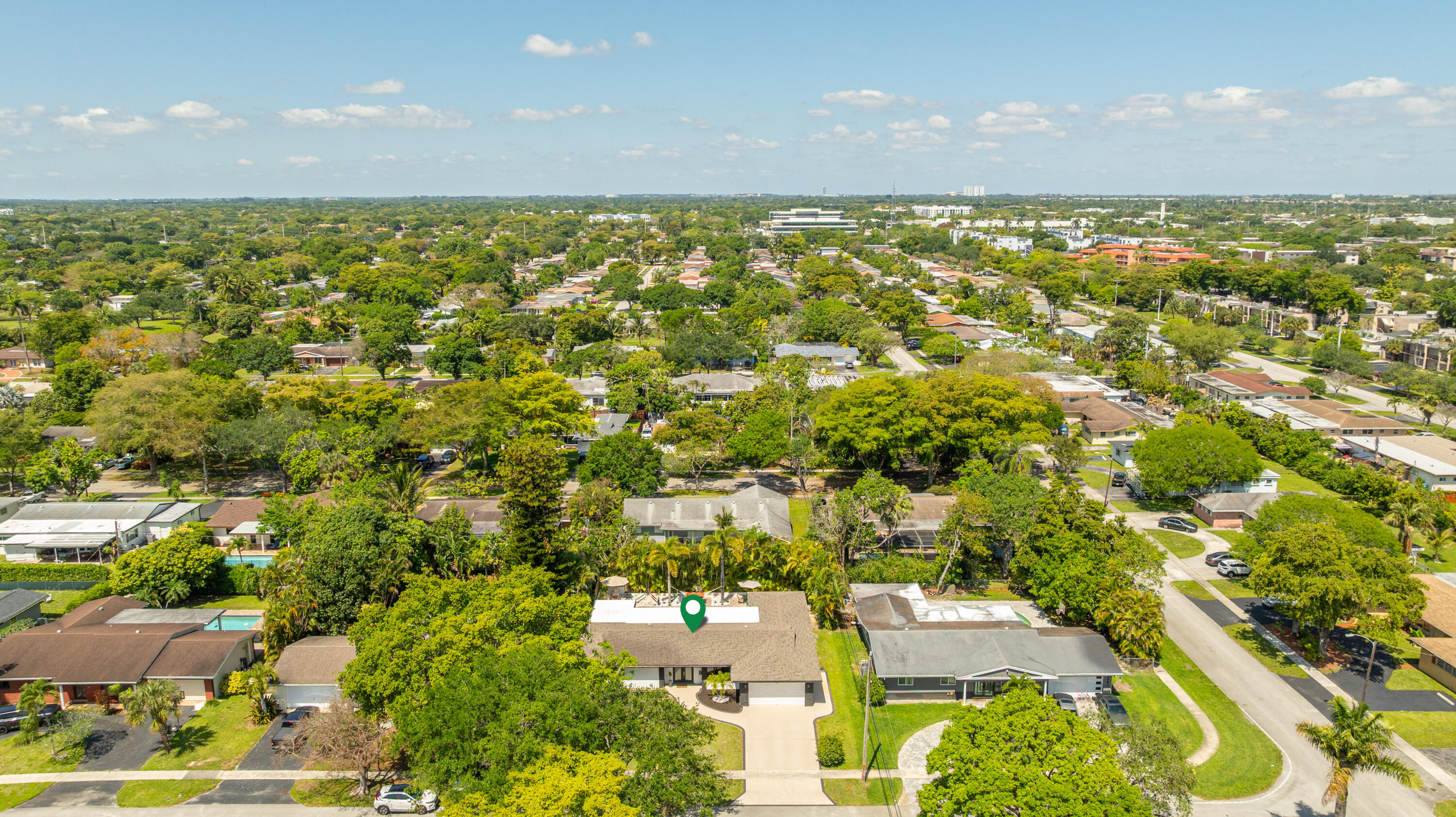 MIRROR LAKE ESTATES SEC SIX - Residential