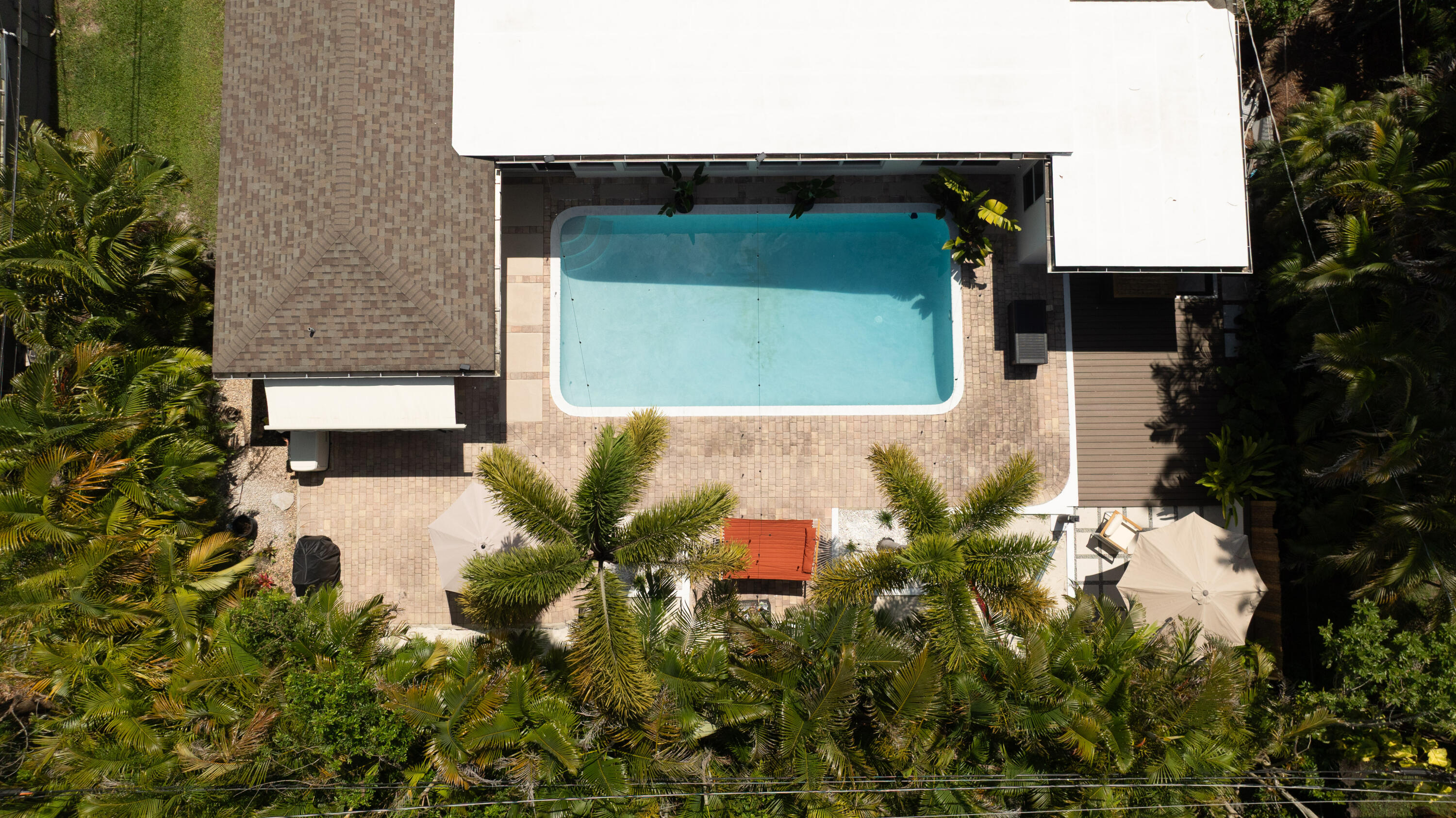 MIRROR LAKE ESTATES SEC SIX - Residential