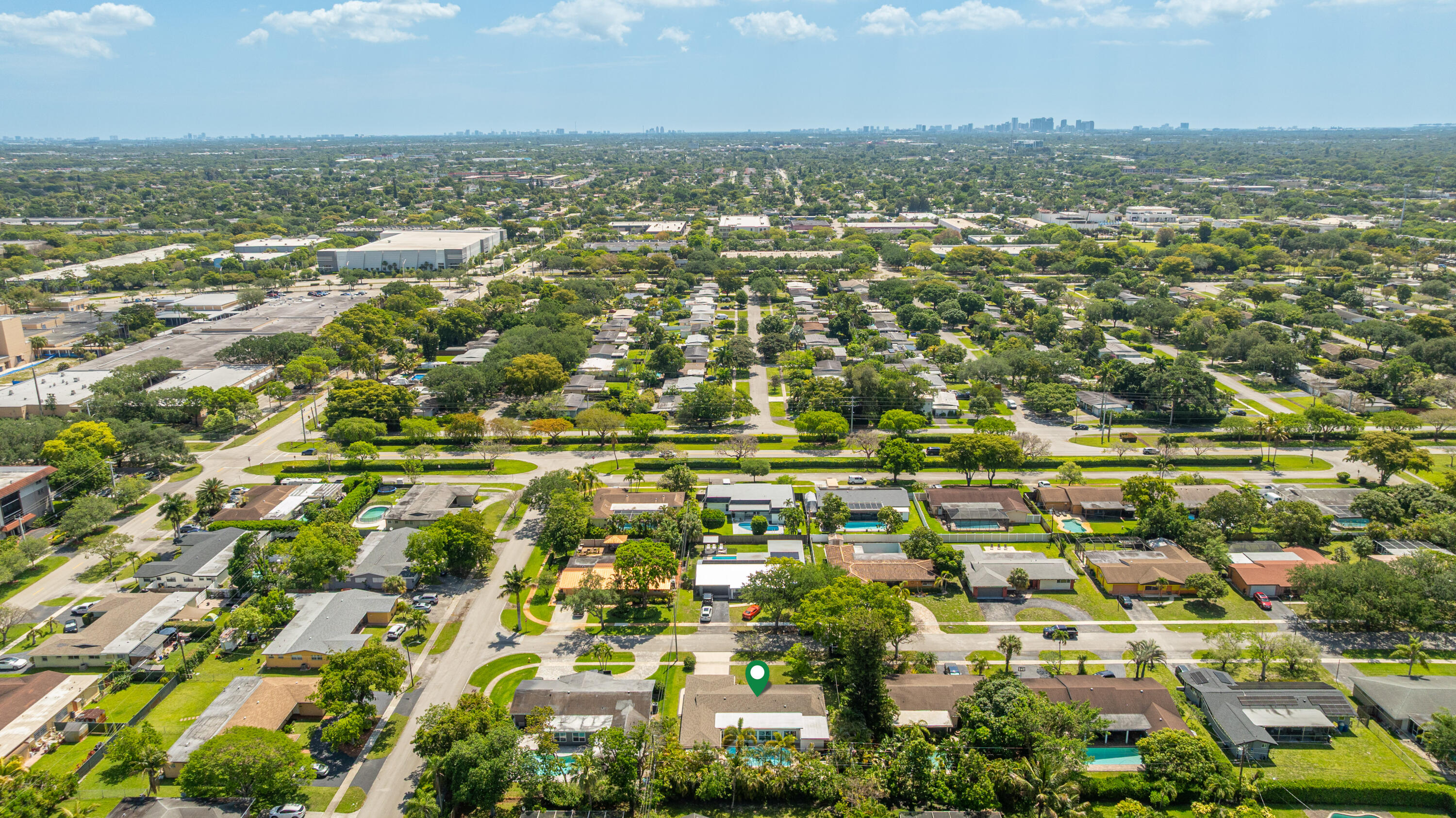 MIRROR LAKE ESTATES SEC SIX - Residential
