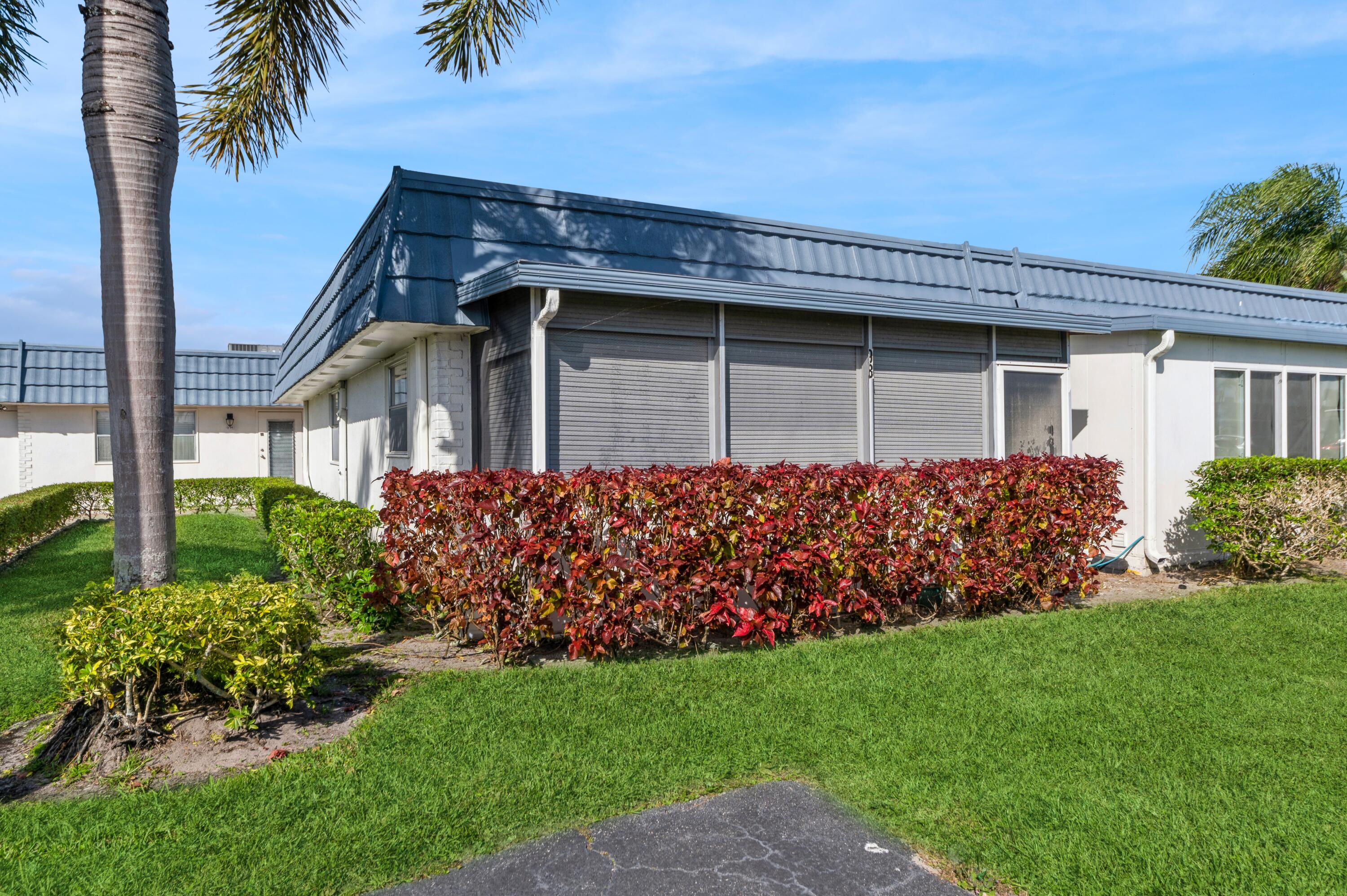 KINGS POINT - Residential Lease