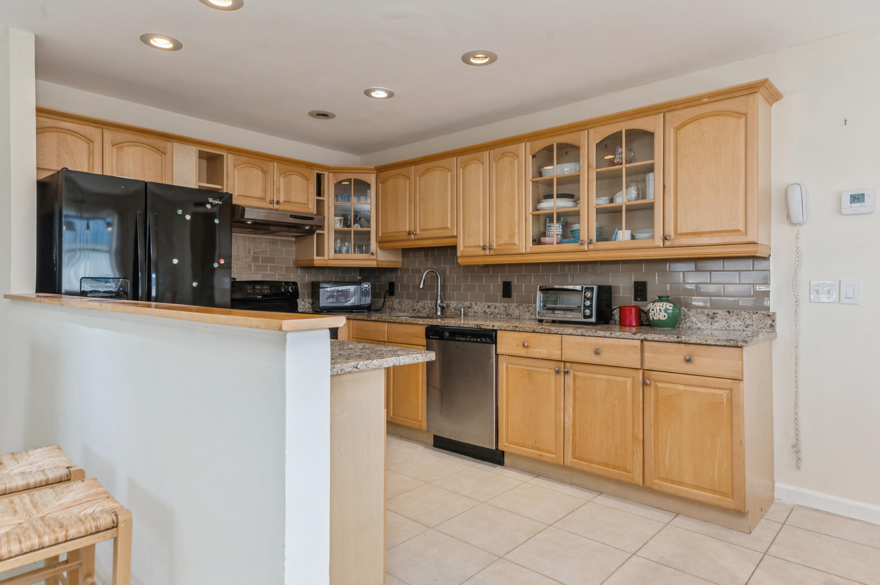 KINGS POINT - Residential Lease