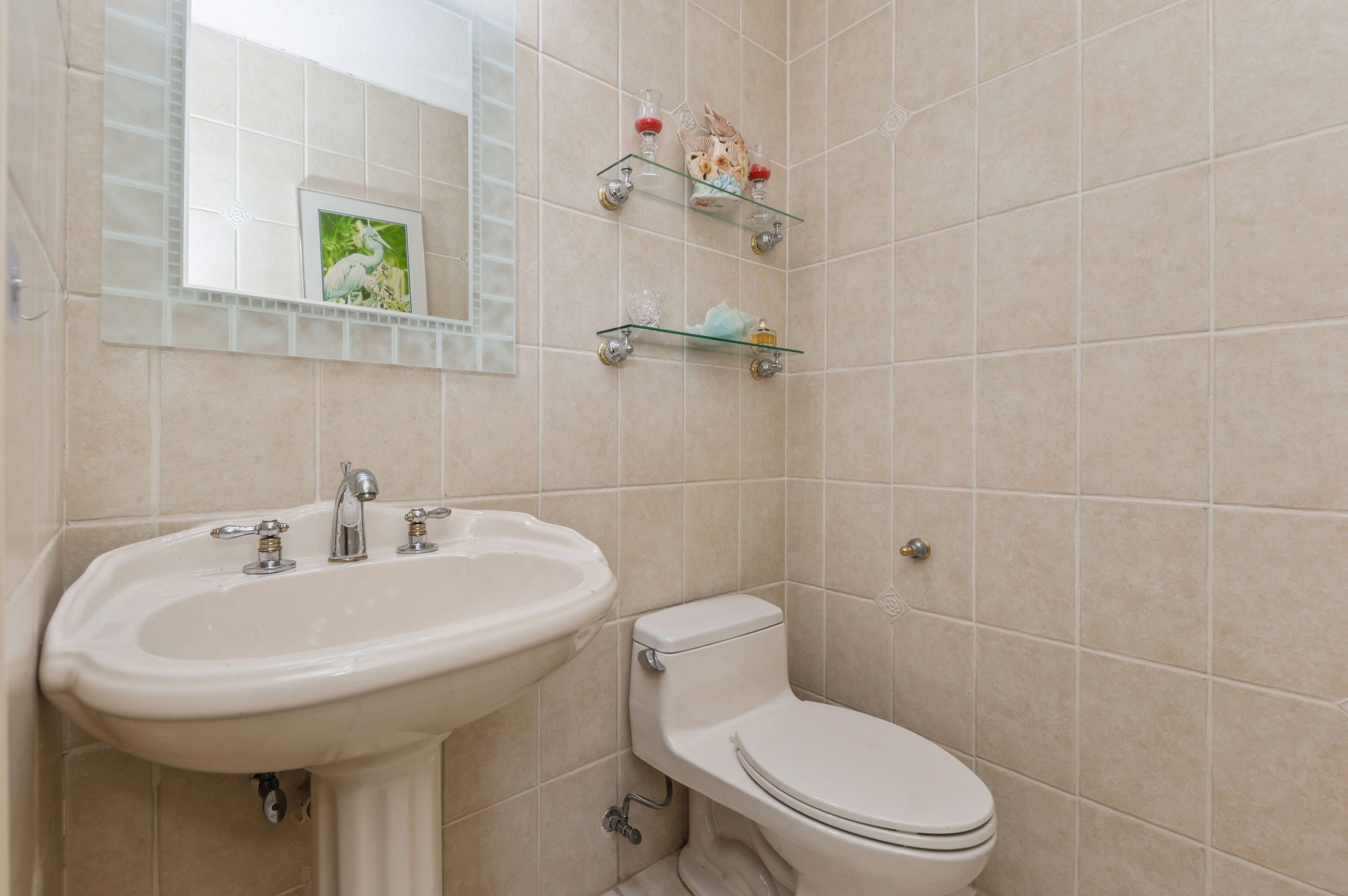 KINGS POINT - Residential Lease