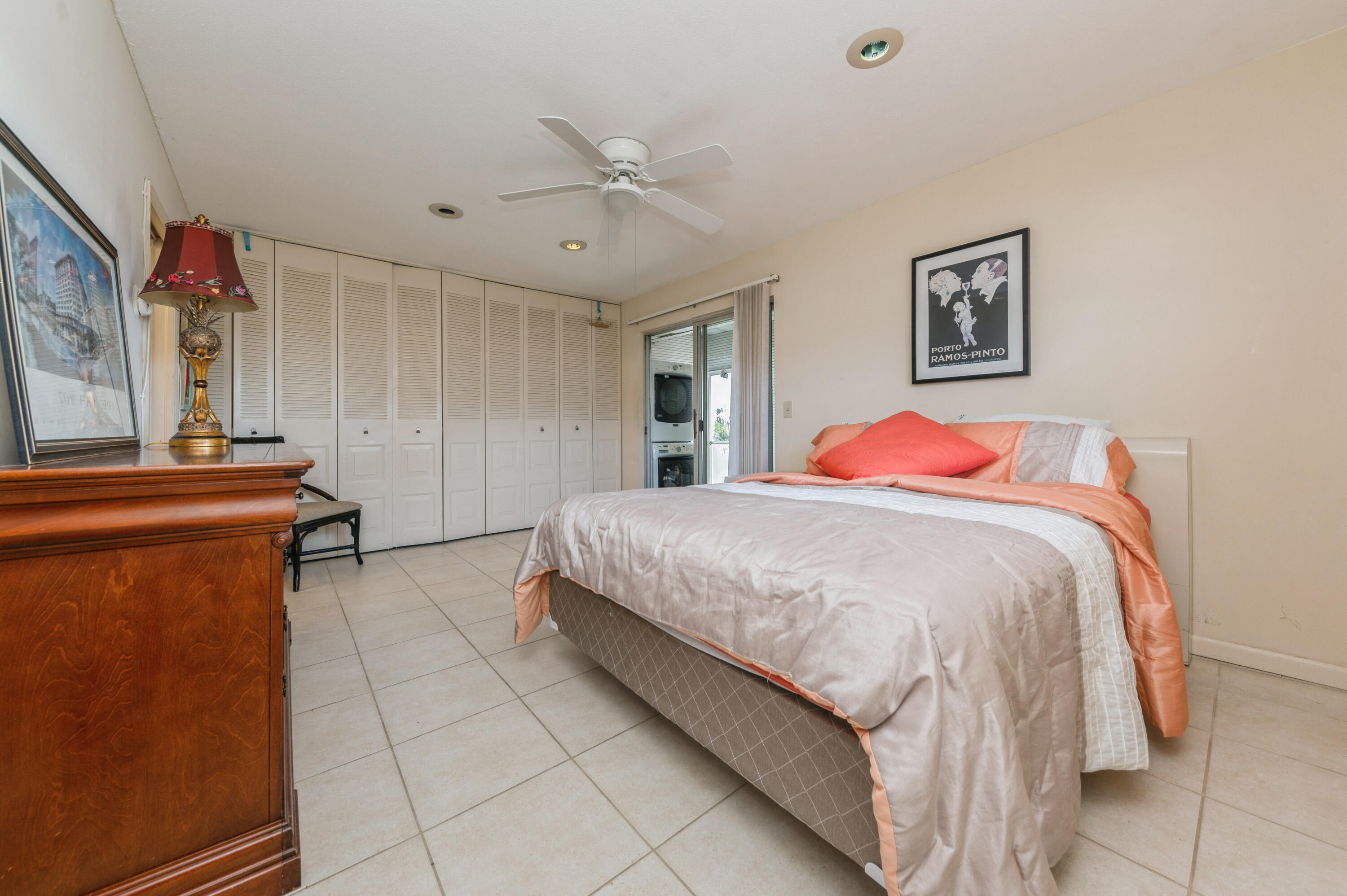 KINGS POINT - Residential Lease