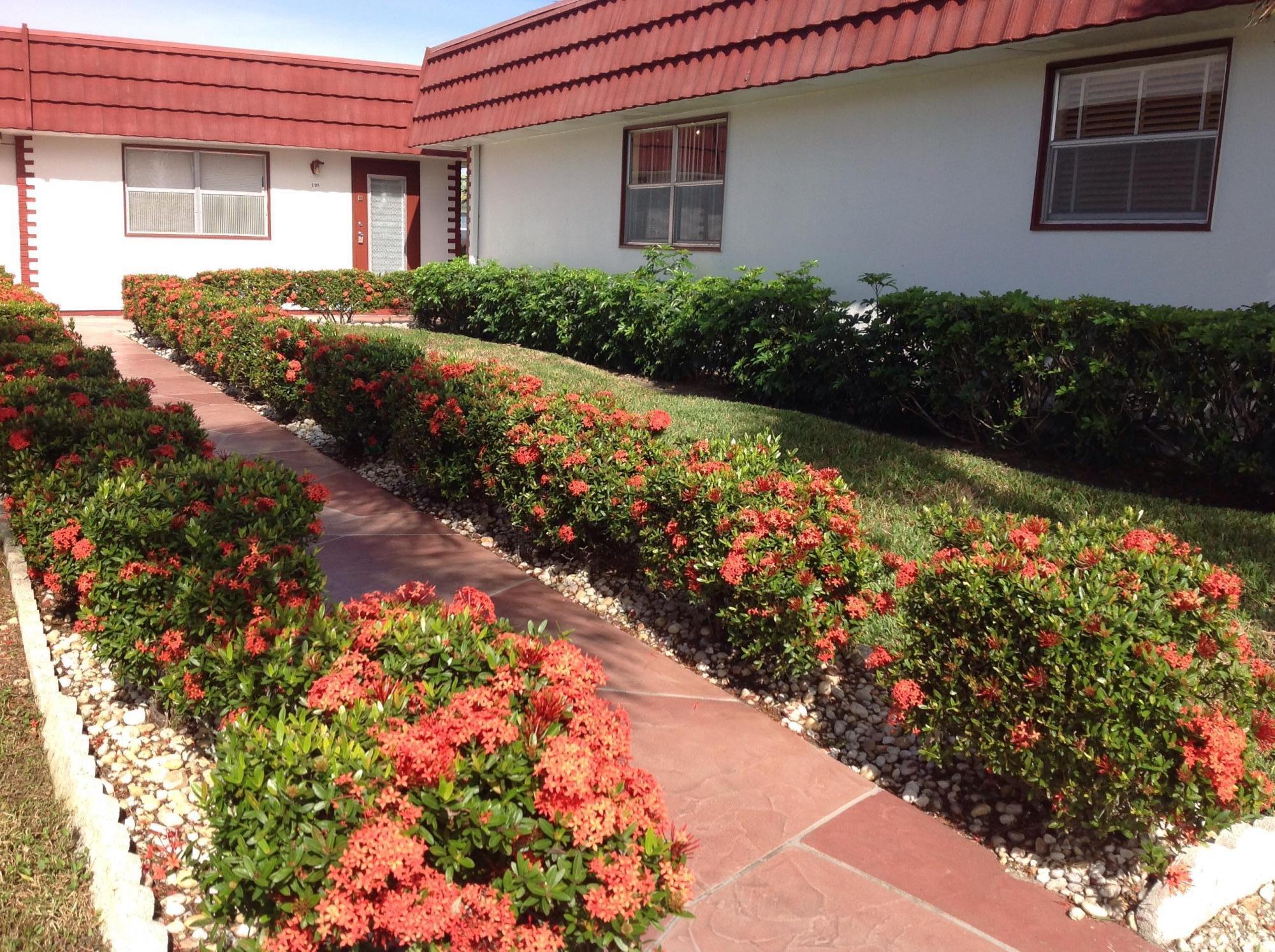 KINGS POINT - Residential Lease