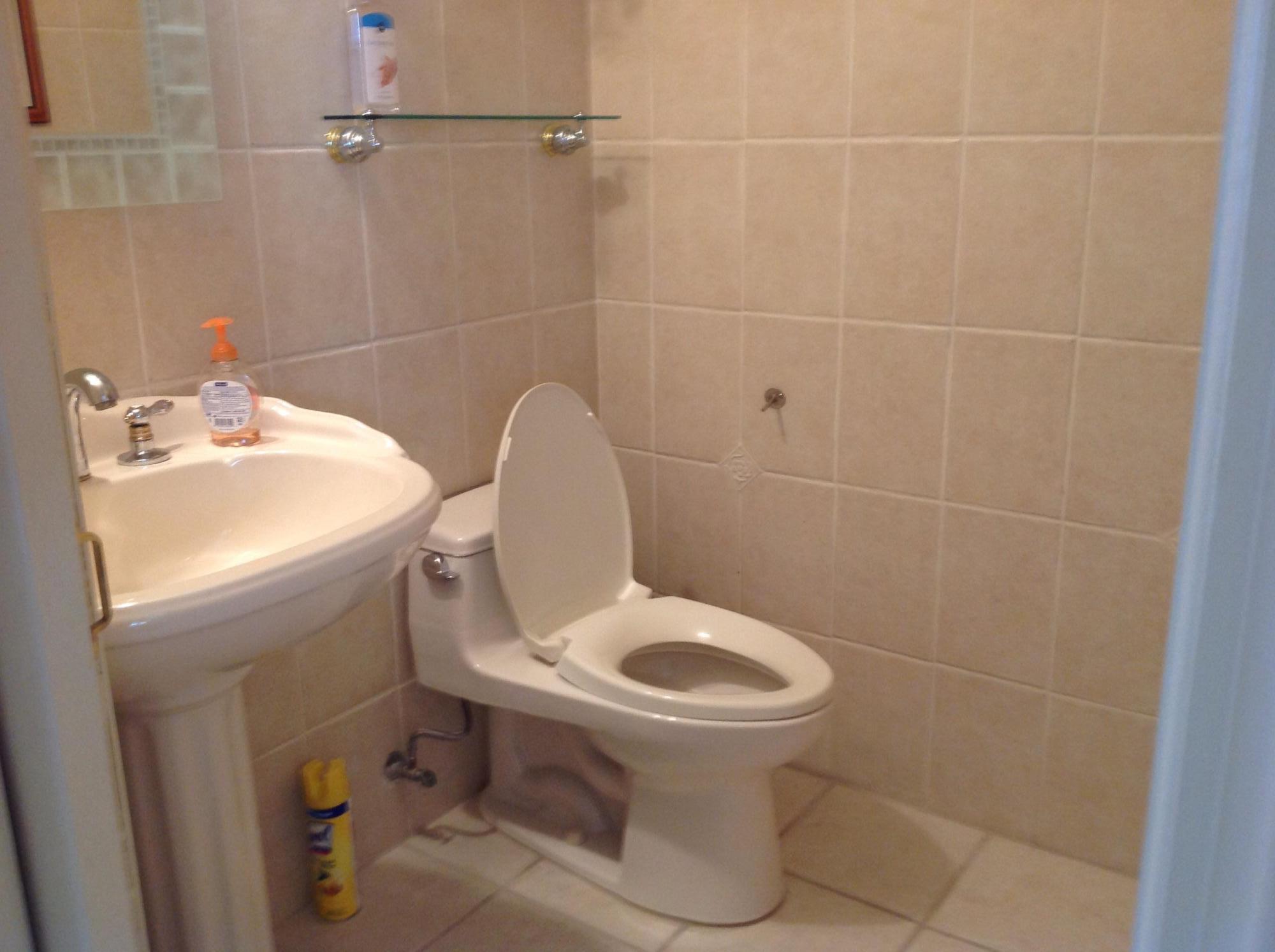 KINGS POINT - Residential Lease