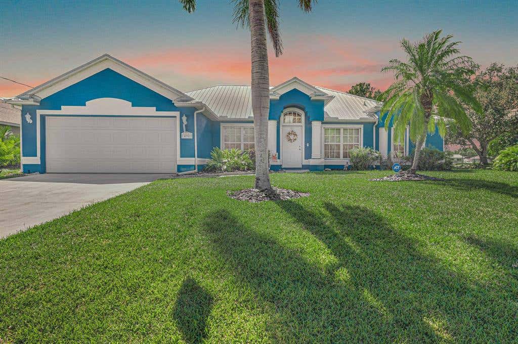 Photo of 498 SW College Park Road, Port Saint Lucie, FL 34953 (MLS # R10750552)