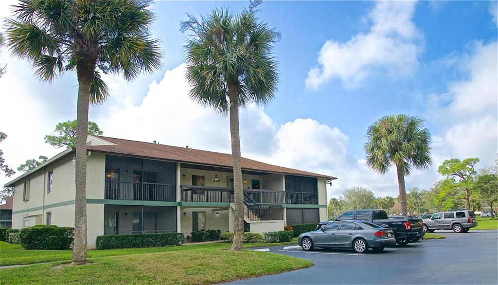 Photo of 6447 Chasewood Drive #17-E, Jupiter, FL 33458 (MLS # R10679207)