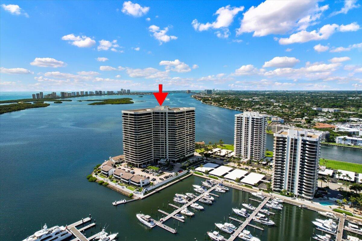 OLD PORT COVE LAKE POINT TOWER CONDO - Residential