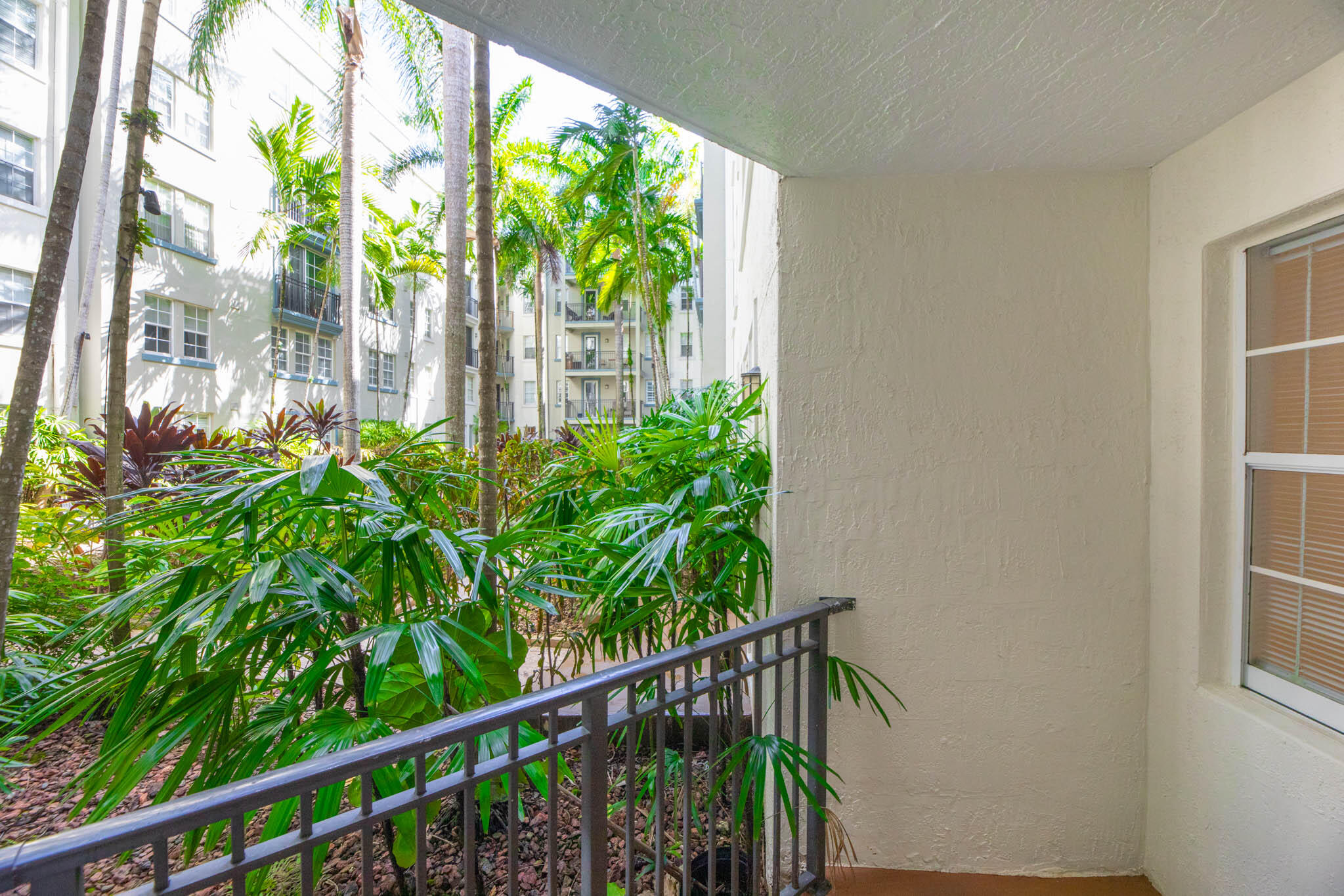 SOLE AT FORT LAUDERDALE CONDO - Residential Lease