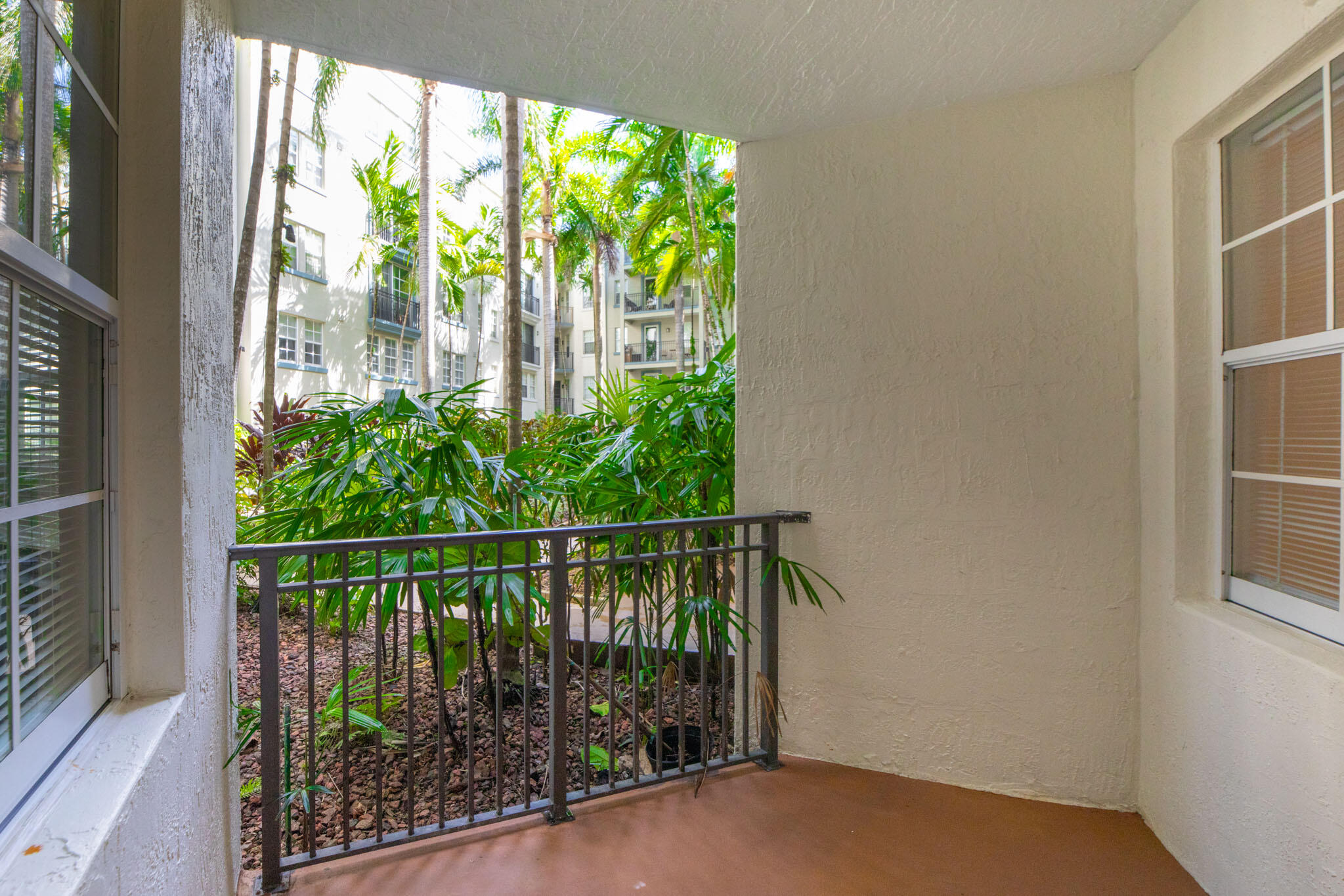 SOLE AT FORT LAUDERDALE CONDO - Residential Lease