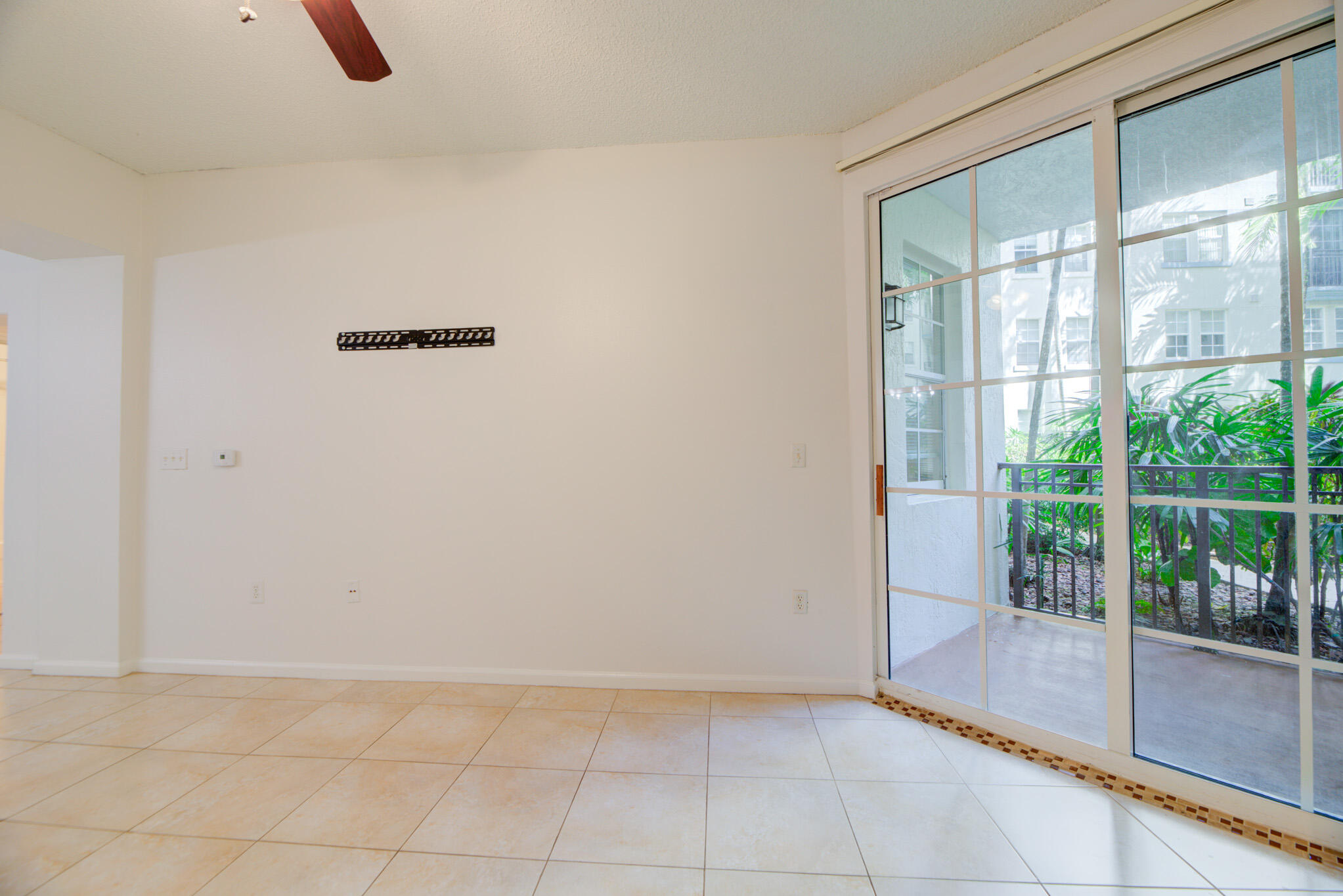 SOLE AT FORT LAUDERDALE CONDO - Residential Lease