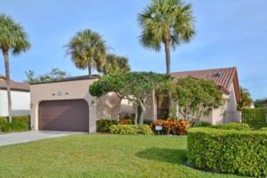 IF YOU ARE LOOKING FOR A GREAT BUY IN A GREAT LOCATION, LOOK NO FURTHER..THIS RARELY AVAILABLE 3/3 IS THE LARGEST FLOOR PLAN IN SOLIMAR/VILLA NOVA, AND IS SITUATED ON ONE OF THE NICEST LOTS IN THE COMMUNITY. LARGE BACKYARD FACES A HUGE OPEN GREEN SPACE NOT A ROAD OR ANOTHER HOUSE, PLUS WALK TO COMMUNITY POOL. THIS IMMACULATE HOME HAS A PERFECT FLOOR PLAN WITH HIGH CEILINGS, 3/3 SPLIT BEDROOMS, FAMILY ROOM OFF THE KITCHEN AND A LARGE LIVING ROOM/DINING ROOM AREA. SOLIMAR IS IN HIGH DEMAND FOR THE SCHOOLS, WALK TO HOUSES OF WORSHIP, PARKS AND SHOPPING.