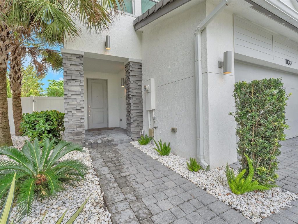 Photo of 1130 Rio Court, Pompano Beach, FL 33064 (MLS # F10497948)