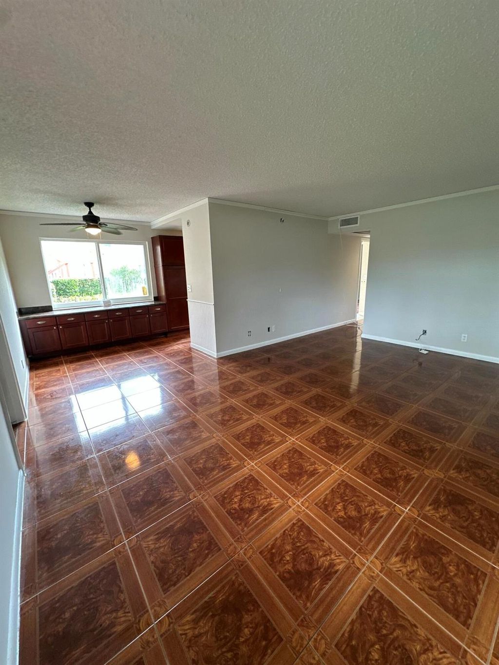Photo of 193 Chatham J, West Palm Beach, FL 33417 (MLS # R11133336)