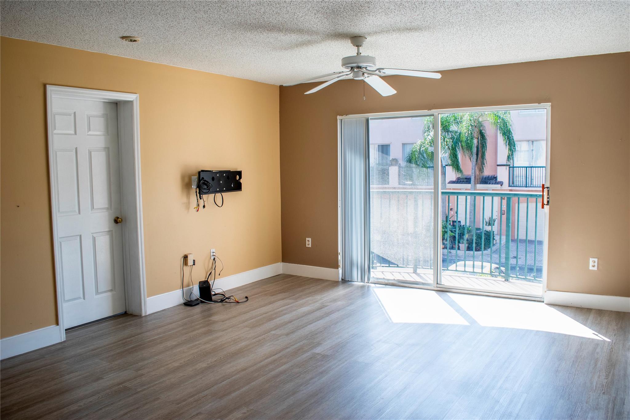 2021 SE 10th Ave 206