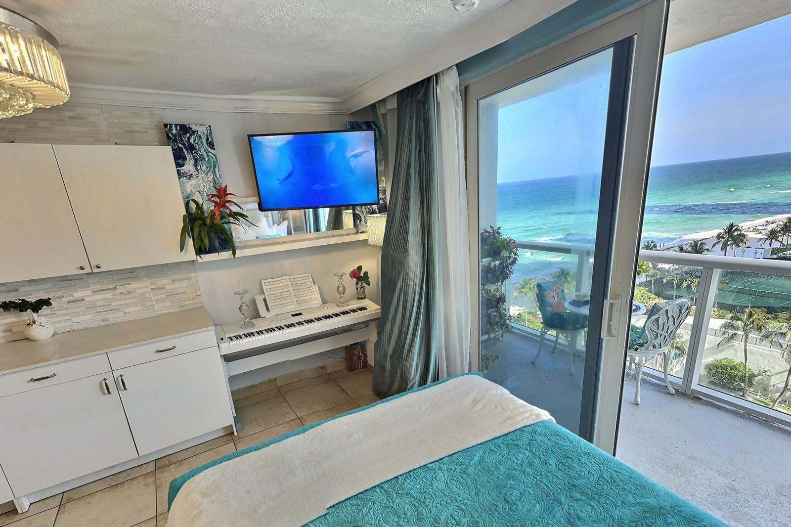 THE AVENTURA BEACH CLUB - Residential