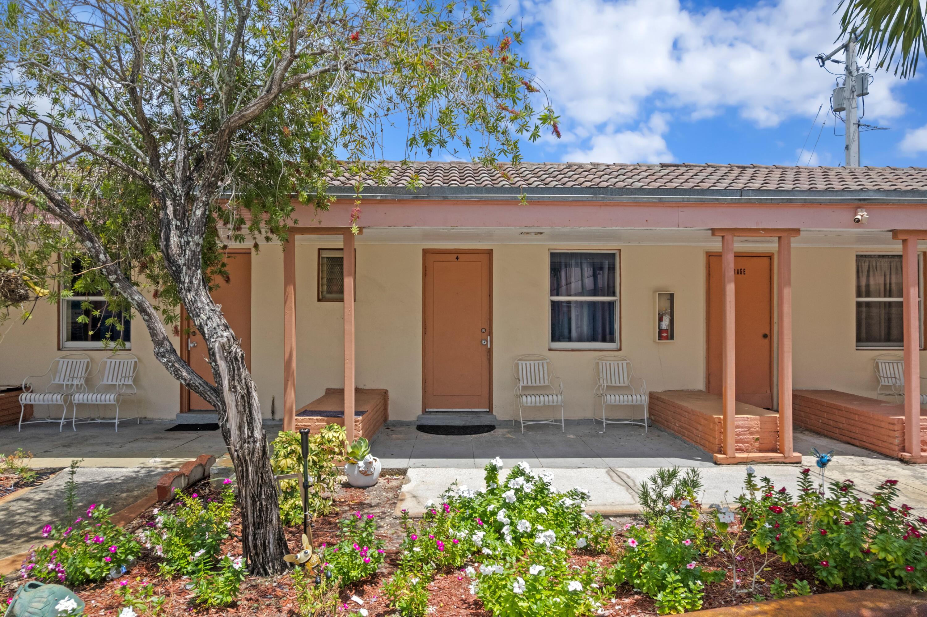 7800 S Dixie Highway