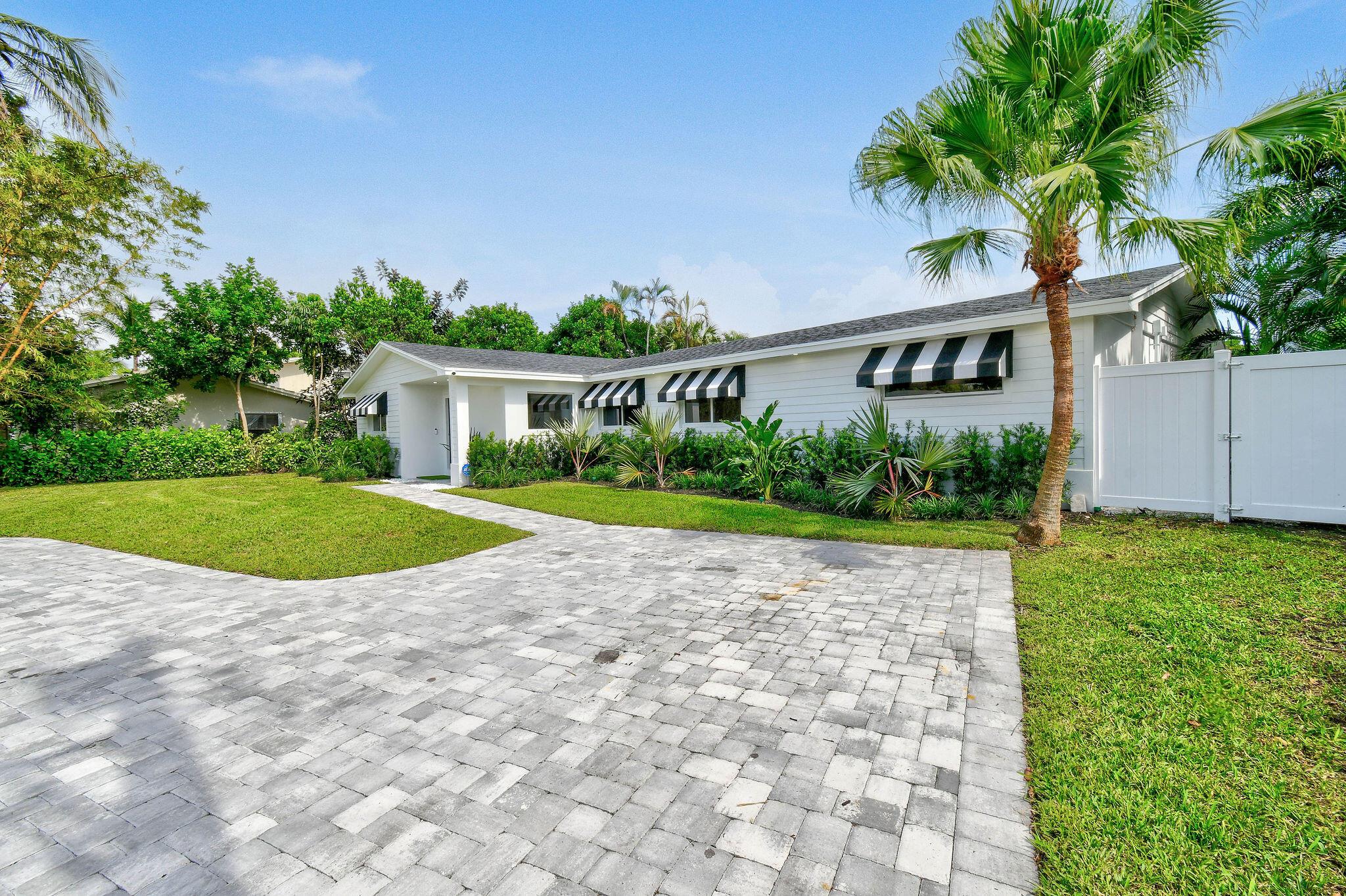 7710 W Lake Drive