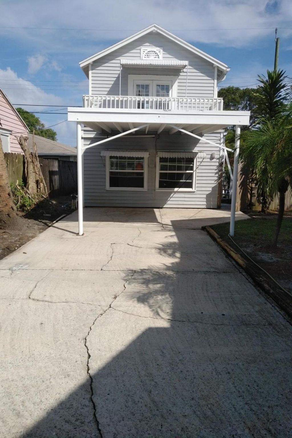 Photo of 918 S M 1 Street #1, Lake Worth Beach, FL 33460 (MLS # R11088395)