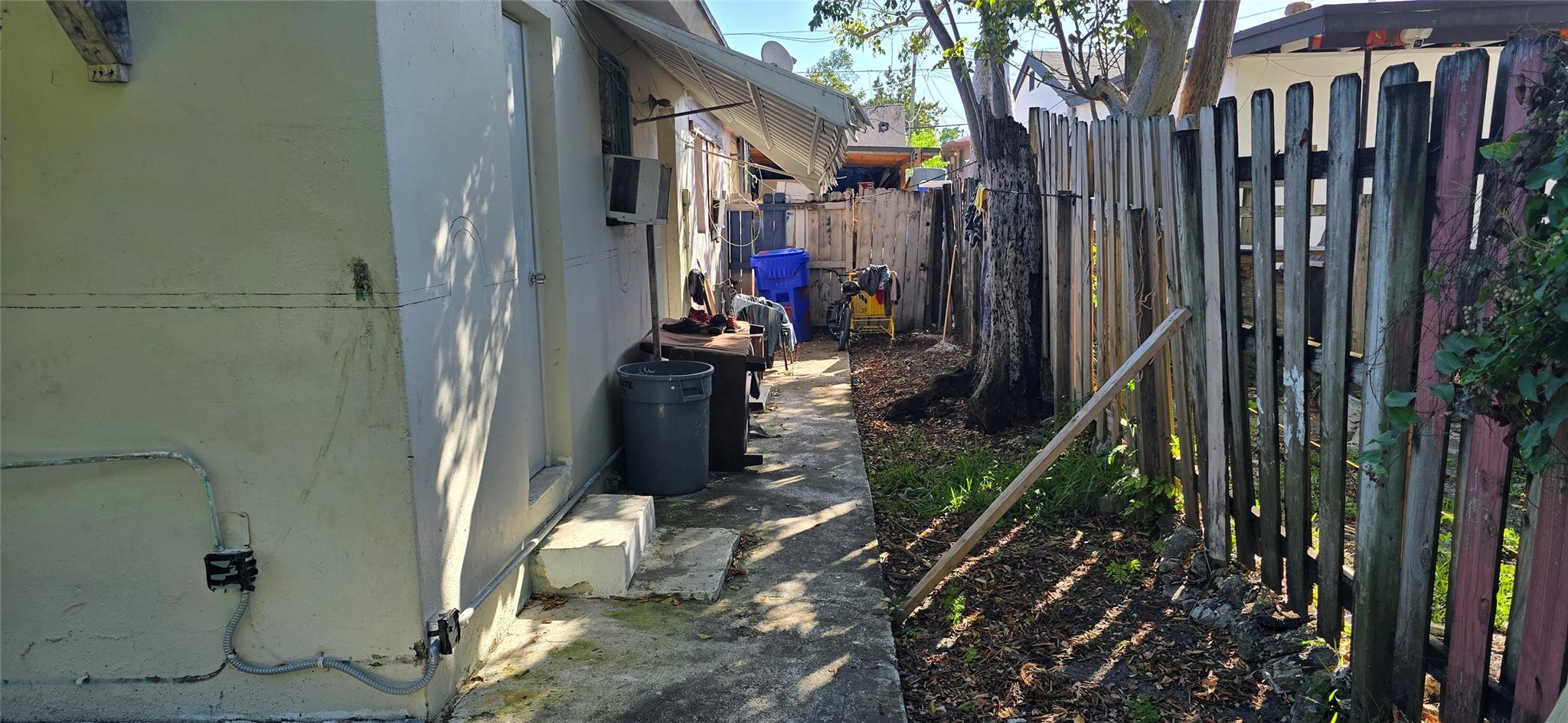 781 NW 30th St