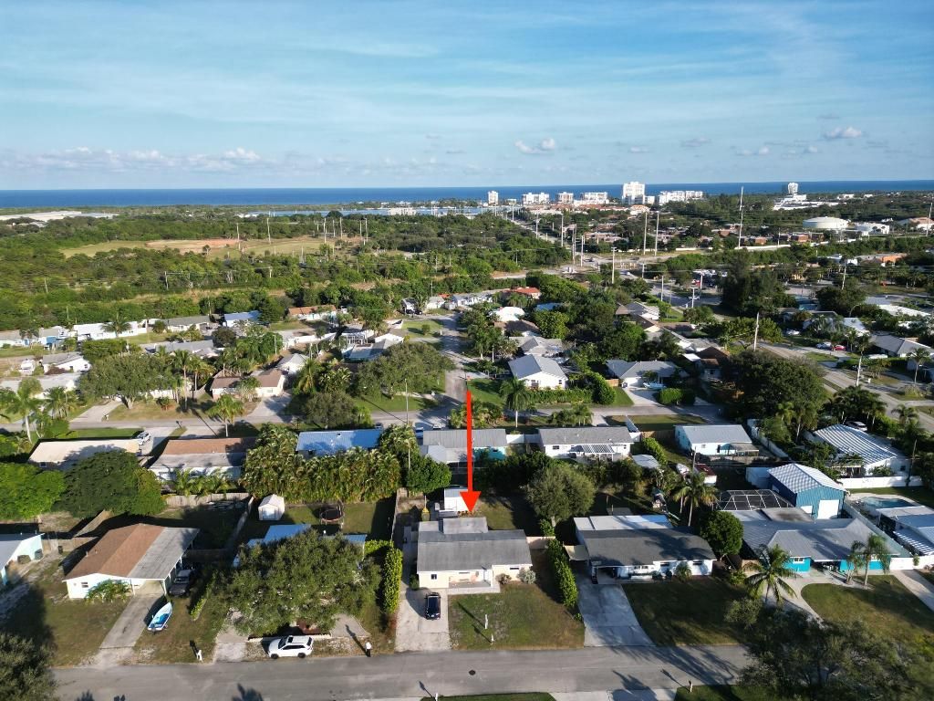 Photo of 19145 SE Mayo Drive, Jupiter, FL 33469 (MLS # R11141867)