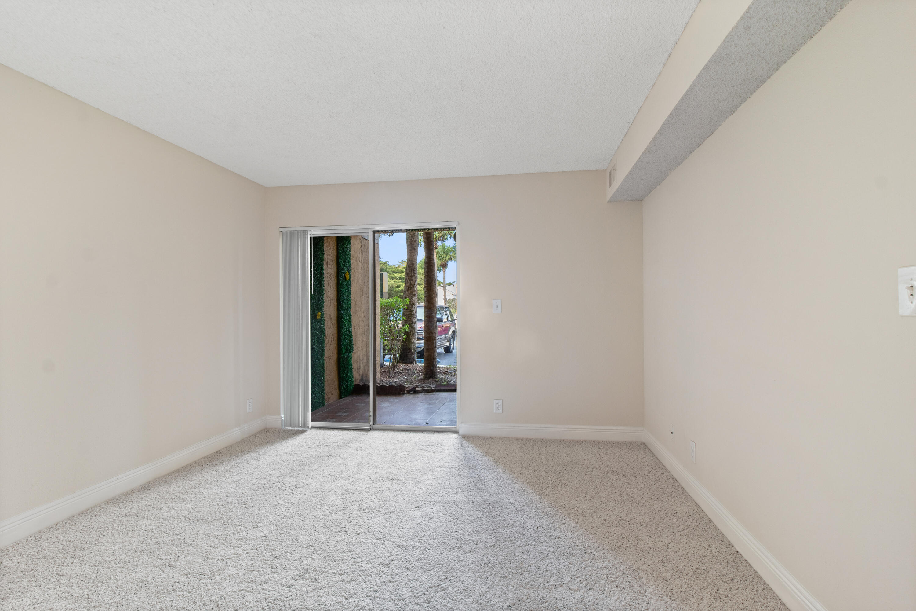 SOUTH PALM PLACE CONDO - Residential
