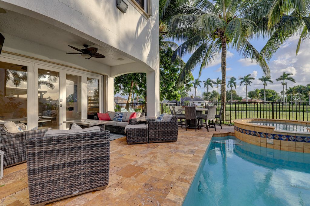Photo of 4078 Artesa Drive, Boynton Beach, FL 33436 (MLS # R10983517)
