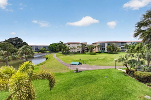 Tiny photo for 3202 Portofino Point #O3, Coconut Creek, FL 33066 (MLS # B26041973)