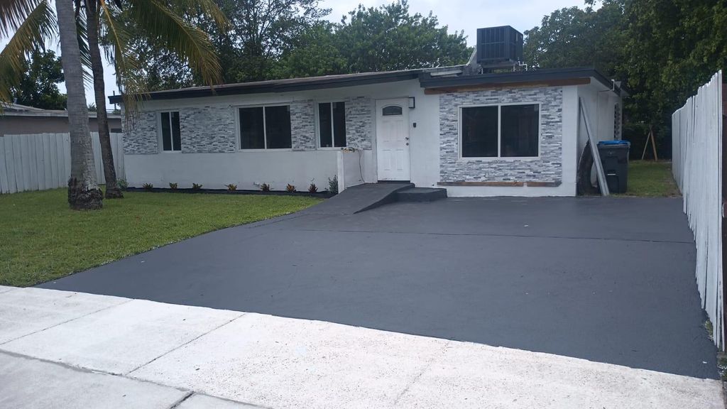 Photo of 3730 SW 46th Avenue, West Park, FL 33023 (MLS # B26038896)