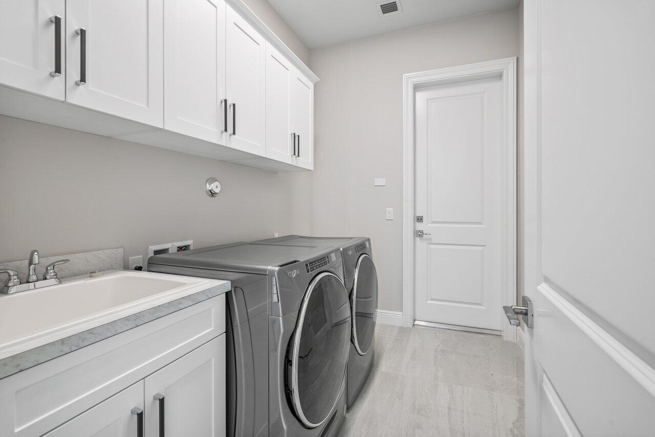 ROYAL PALM POLO - Residential