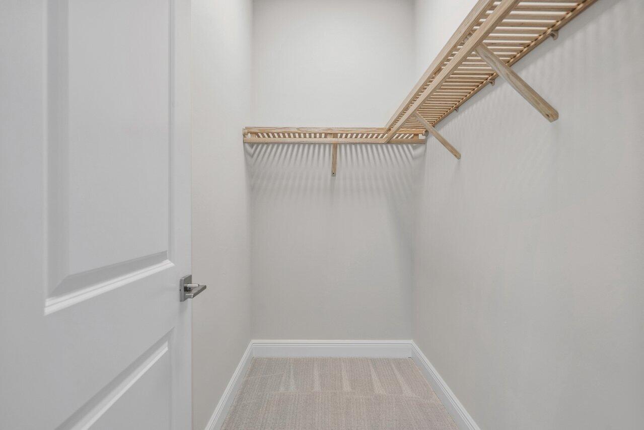 ROYAL PALM POLO - Residential