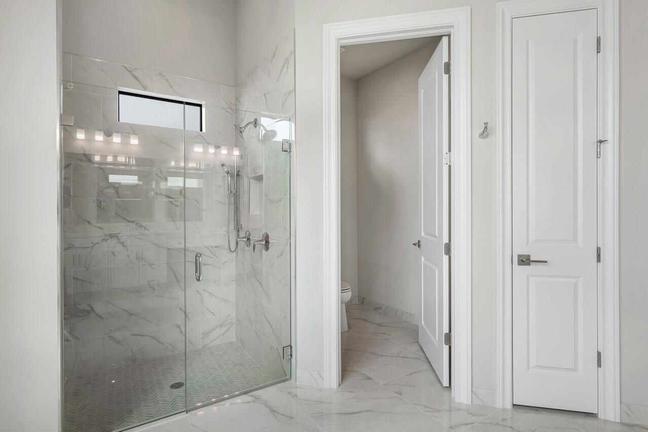 ROYAL PALM POLO - Residential