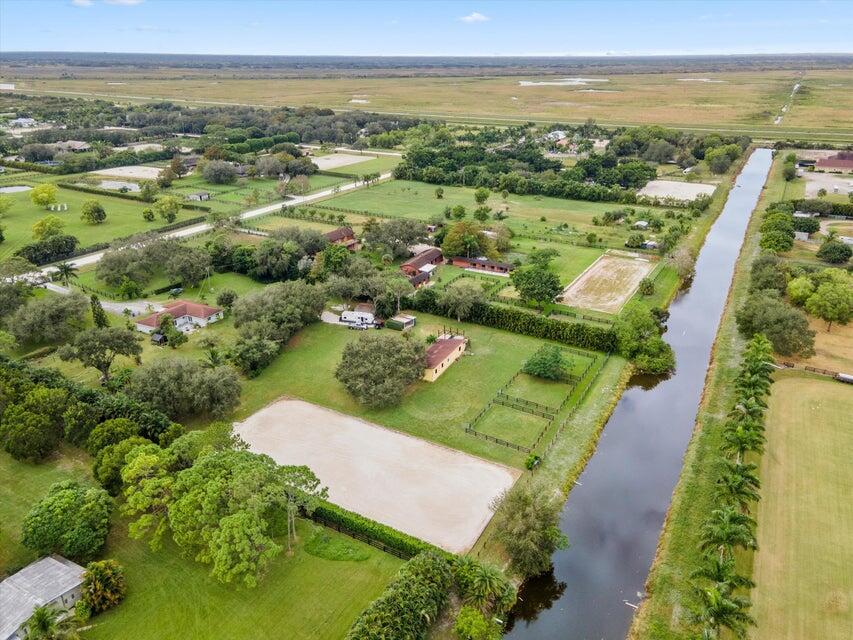 13-44-40~ W 312.40 FT OF - Residential Lease