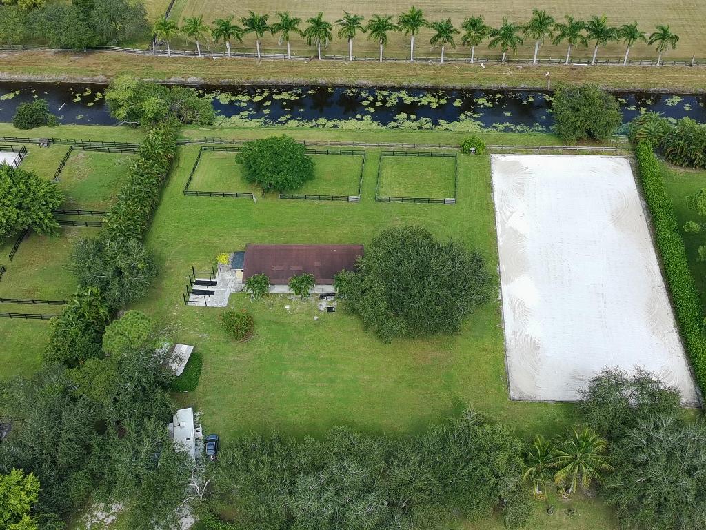 13-44-40~ W 312.40 FT OF E  3693.3 FT OF S 697.48 - Land