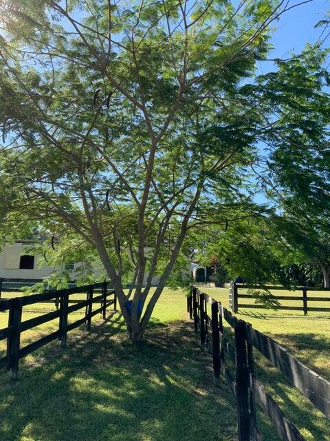 13-44-40~ W 312.40 FT OF - Residential Lease