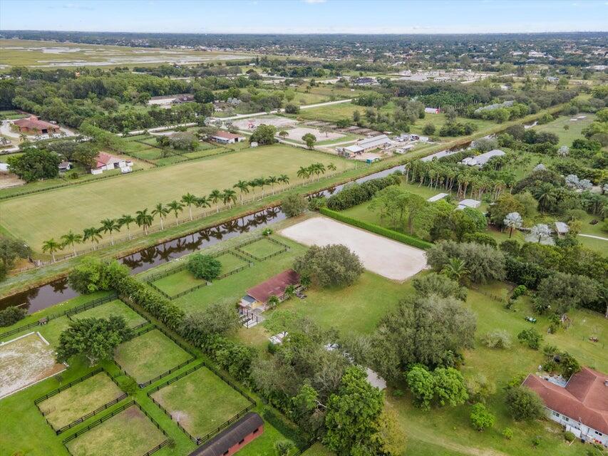 13-44-40~ W 312.40 FT OF - Residential Lease