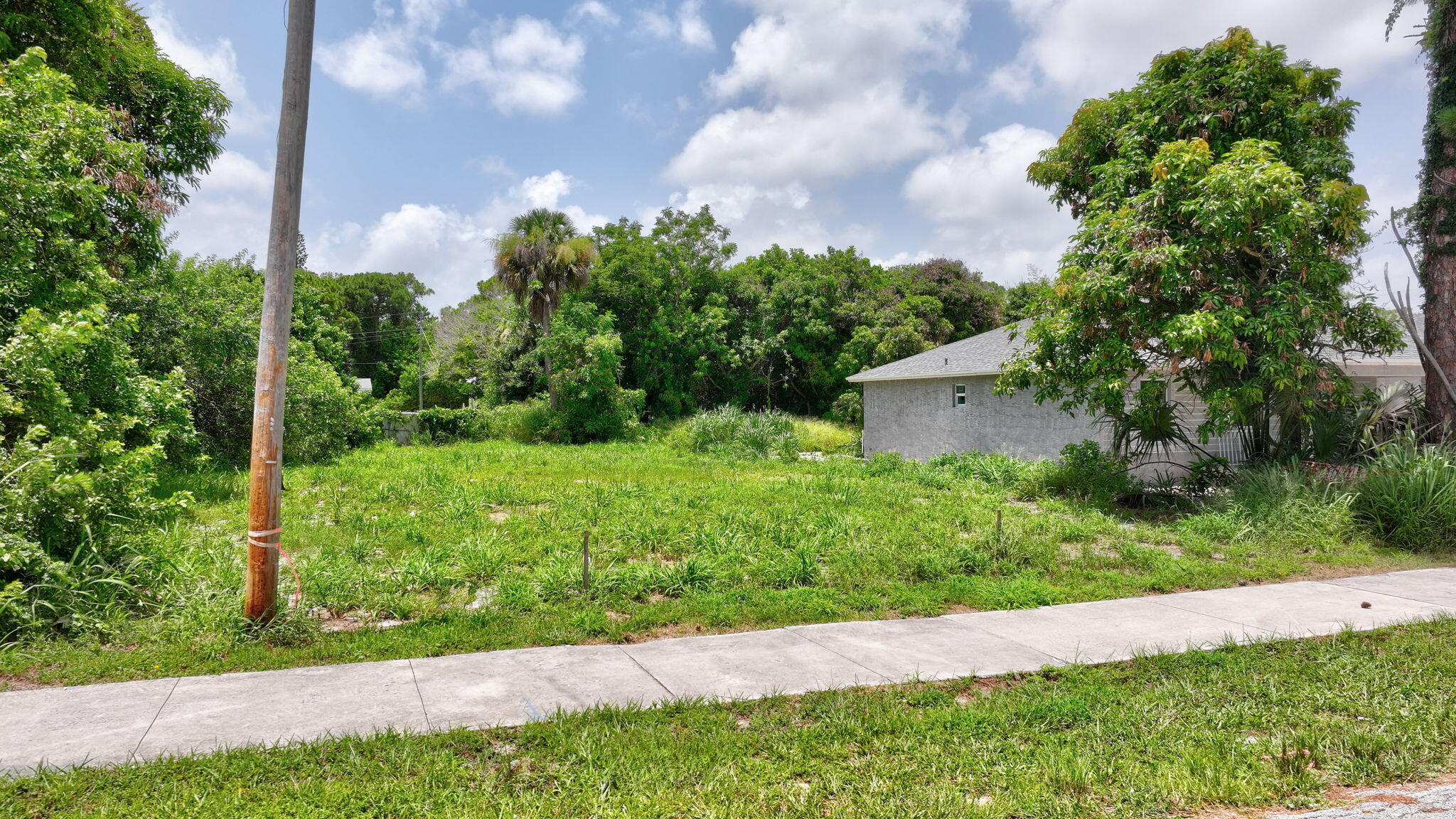 5684 SE 45th Avenue SE