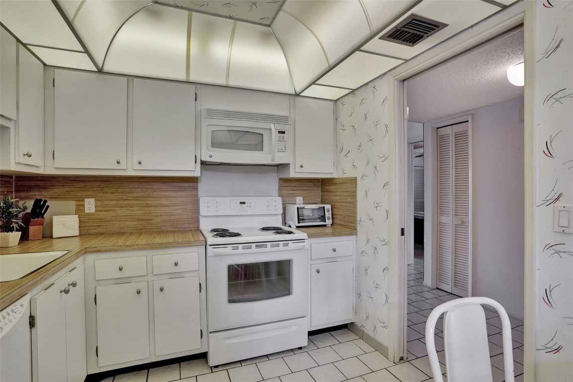 Palm Aire - Residential