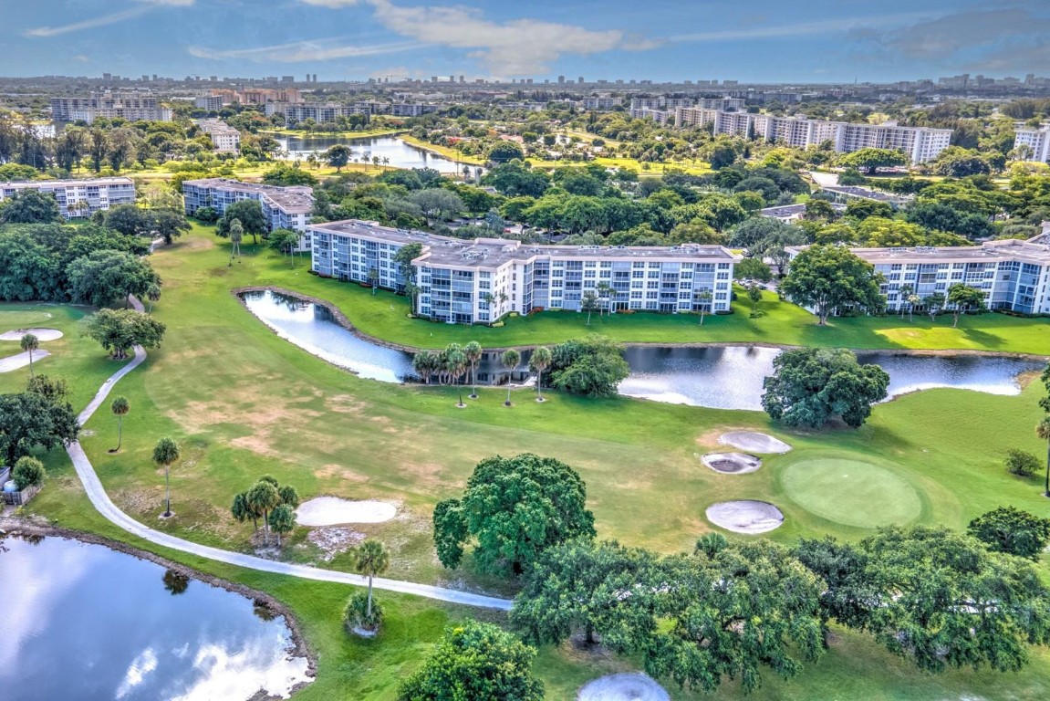 Palm Aire - Residential