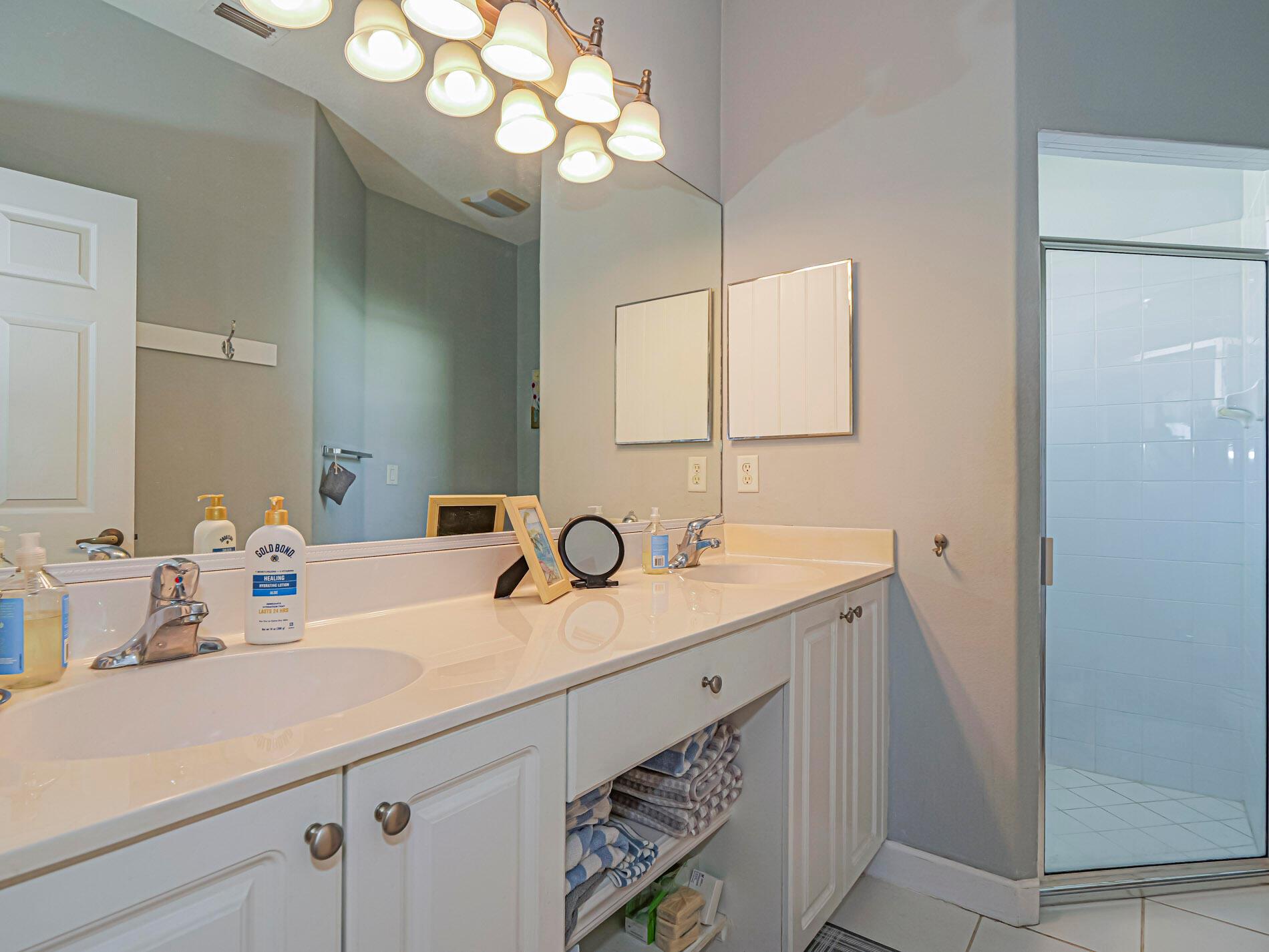 ANTHEM LAKES AT TRILLIUM - Residential