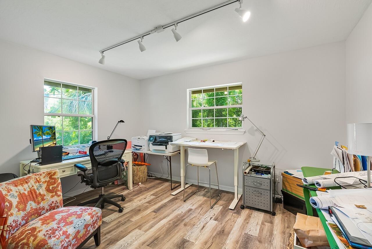 Dania Park - Residential