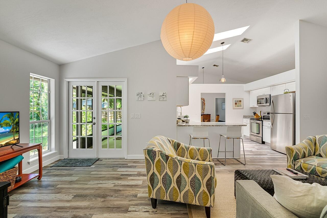 Dania Park - Residential