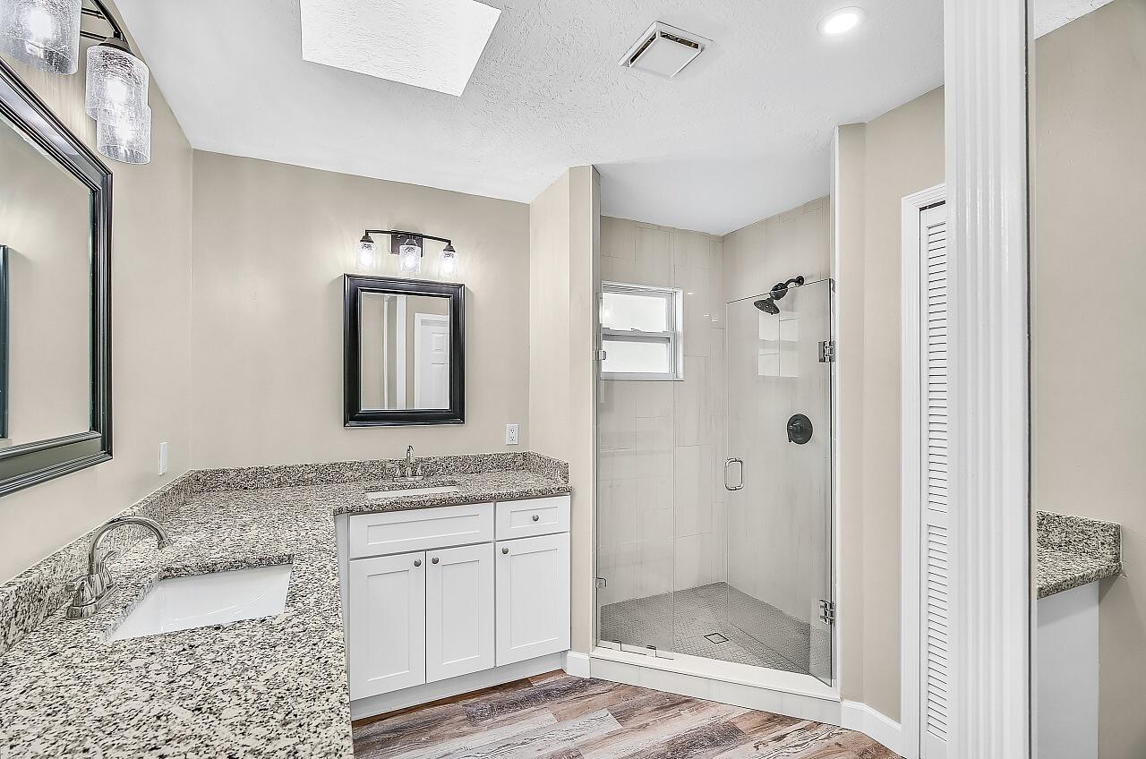 Dania Park - Residential