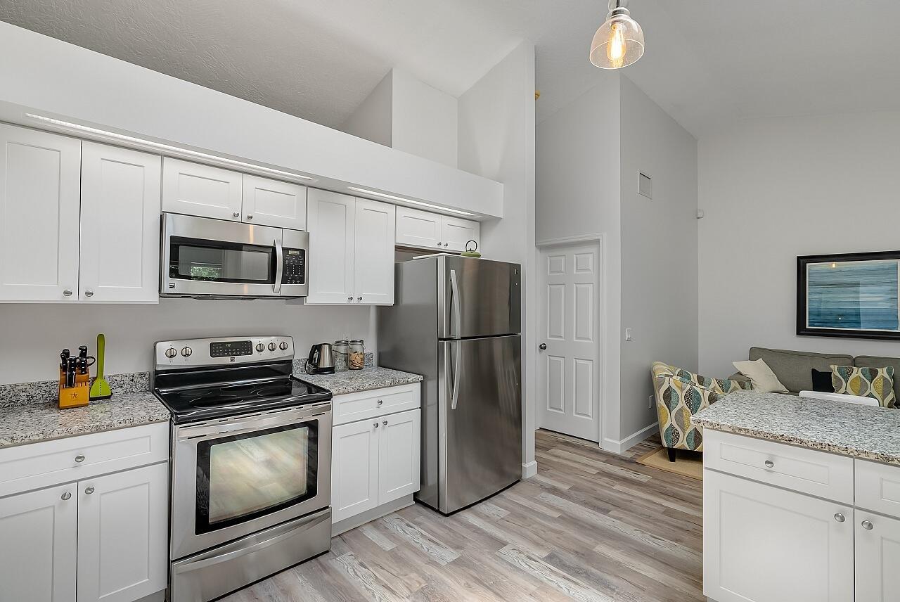 Dania Park - Residential