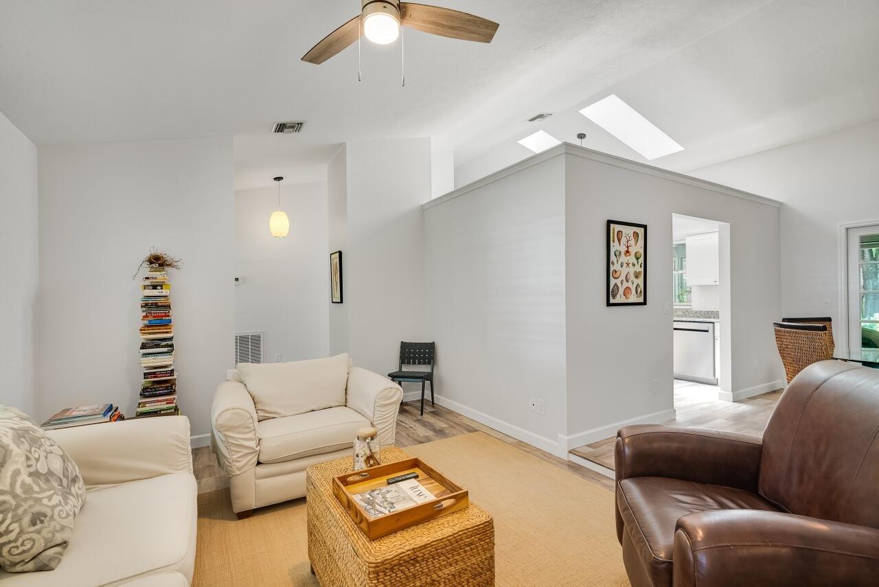 Dania Park - Residential