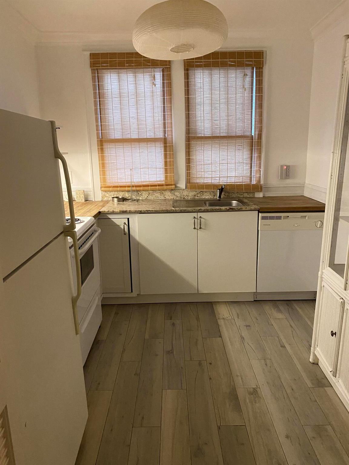 LAKE WORTH TOWN OF - Residential Lease