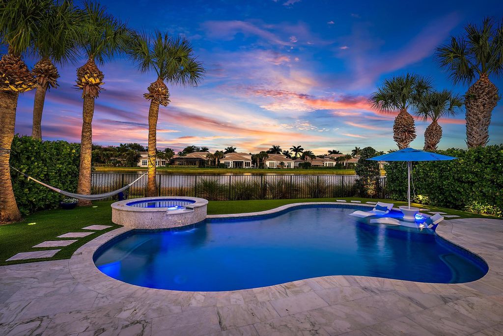 Photo of 114 Siesta Way, Palm Beach Gardens, FL 33418 (MLS # R10936862)