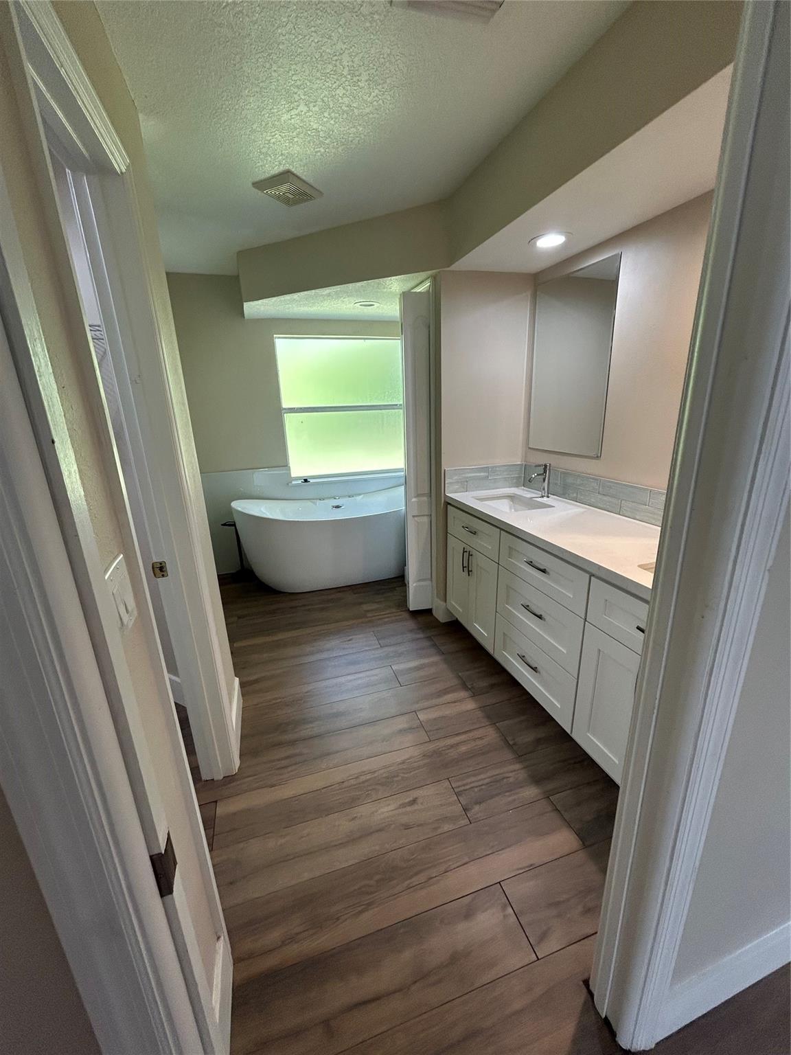 PORT MALABAR UNIT 7 - Residential Lease